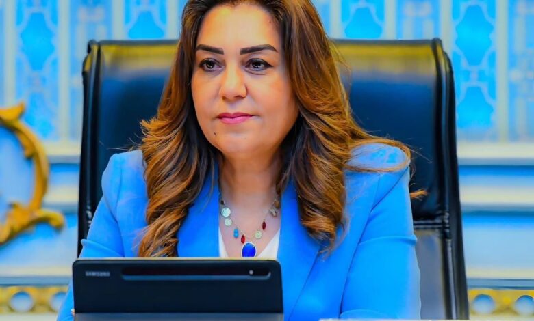 وزيرة